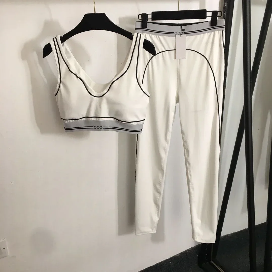 Ensemble deux pièces décontrac - Pilates V Yoga avis et prix