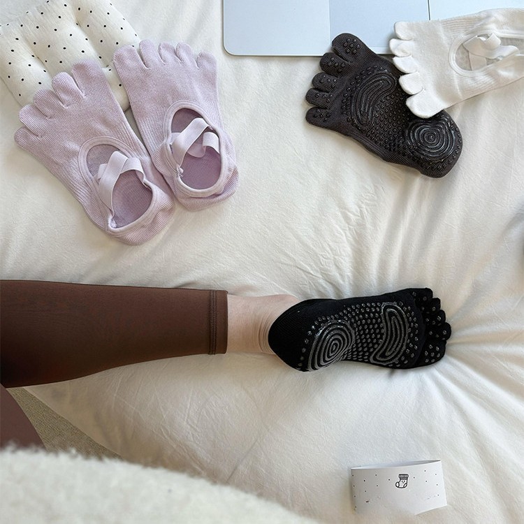 Chaussettes de yoga à cinq ort - Pilates And Yoga Studio avis et prix